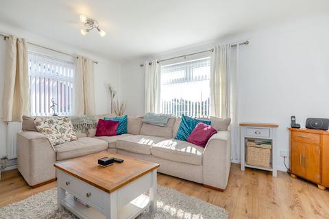 67 Englefield Avenue, Connahs Quay, Deeside, CH5 4SY