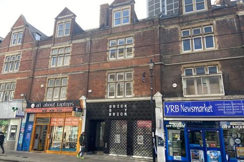 Retail property (high street) to rent, Croydon CR0