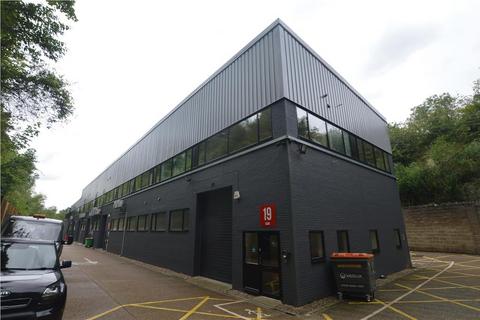 Industrial park to rent, Coulsdon CR5