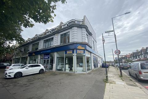 Retail property (high street) to rent, London SW16