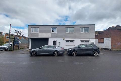 Industrial park to rent, Clyde Road, Wallington SM6