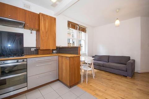 3 bedroom flat to rent, Cato Road, Clapham SW4