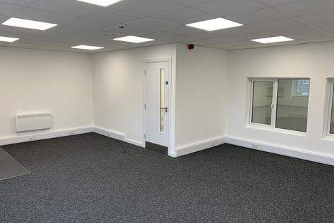 Industrial park to rent, Peall Road, Croydon CR0