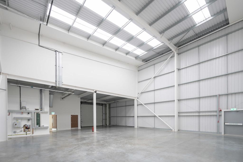 Red Lion Road, Tolworth KT6 Industrial park to rent