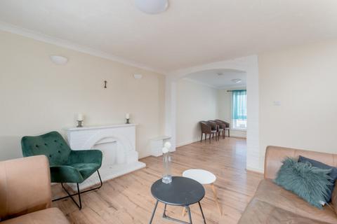 3 bedroom flat for sale, 14/7 Westburn Grove, Edinburgh, EH14 2RZ