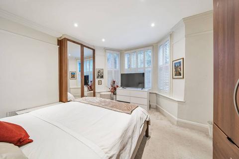 2 bedroom flat to rent, Greencroft Gardens, South Hampstead, London, NW6