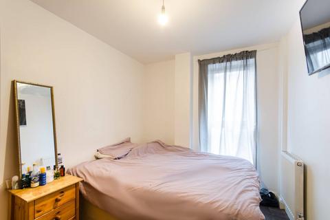 3 bedroom flat for sale, London Road, Croydon, CR0