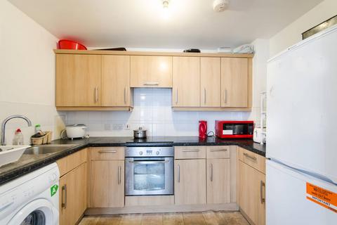 3 bedroom flat for sale, London Road, Croydon, CR0