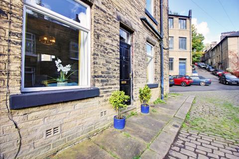 3 bedroom end of terrace house for sale, 17 OAK STREET, HEBDEN BRIDGE