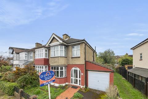 19 Manton Avenue, London, W7 2DY