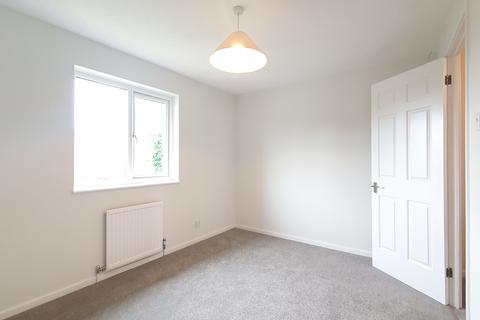 2 bedroom terraced house to rent, Guildford, Surrey, GU1