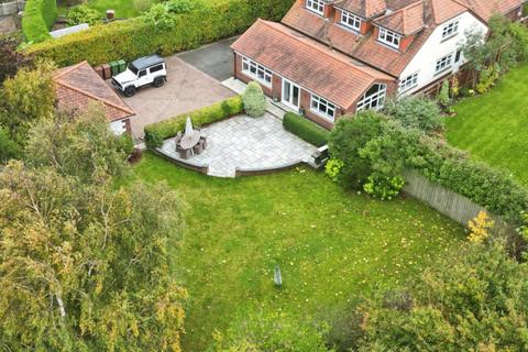 4 bedroom detached house for sale, North Moor Lane, Cottingham, HU16 4JL