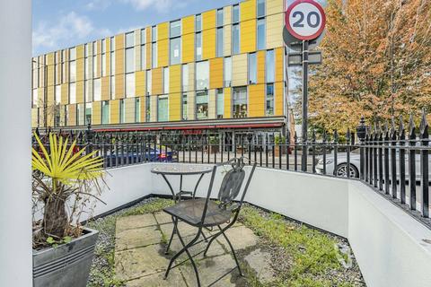 1 bedroom apartment for sale, Coin Street, London, SE1