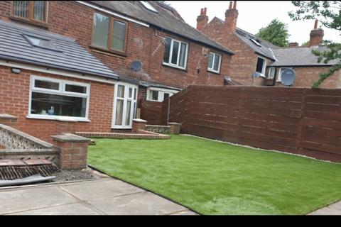 5 bedroom detached house to rent, Harrington Drive, Nottingham NG7