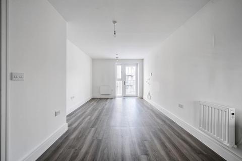 1 bedroom flat for sale, High Wycombe,  Buckinghamshire,  HP11