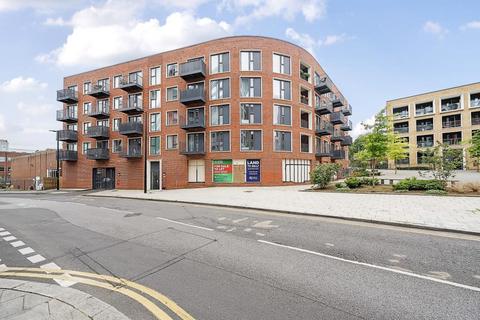 1 bedroom flat for sale, High Wycombe,  Buckinghamshire,  HP11