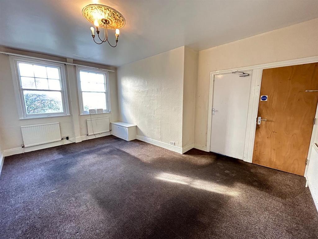 Dining room new.jpg