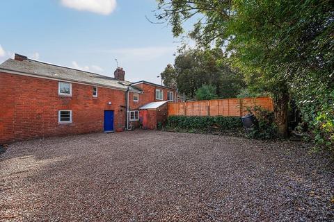 3 bedroom end of terrace house for sale, Victoria Street,  Hereford,  HR4