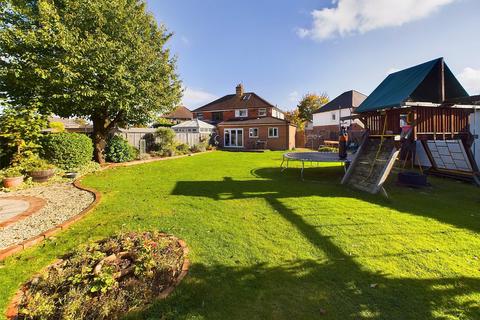 3 bedroom semi-detached house for sale, Wellsprings Road, Gloucester, Gloucestershire, GL2