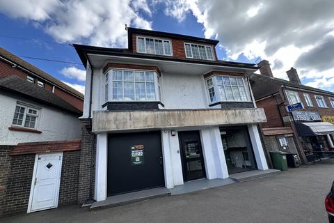 Retail property (high street) to rent, Bexhill-on-sea TN39