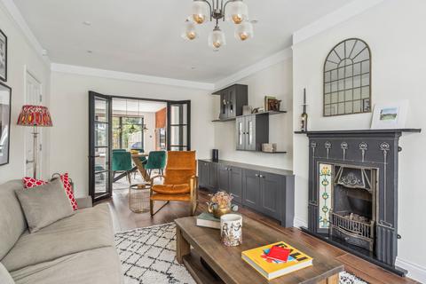 9 Mount View, Rickmansworth, WD3 7BA