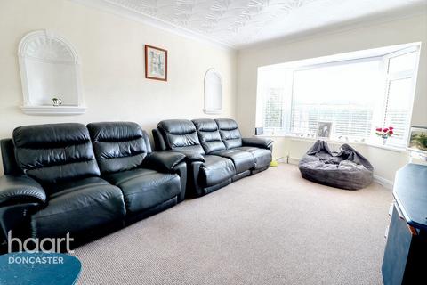 Shalimar Greens Road, Dunsville, Doncaster, DN7 4DE