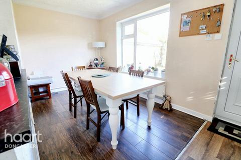 Shalimar Greens Road, Dunsville, Doncaster, DN7 4DE
