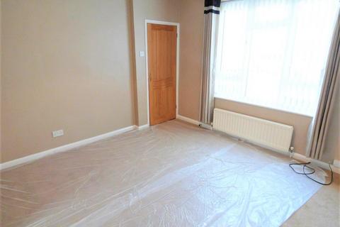 2 bedroom terraced house to rent, 62 Luton RoadToddingtonBedfordshire