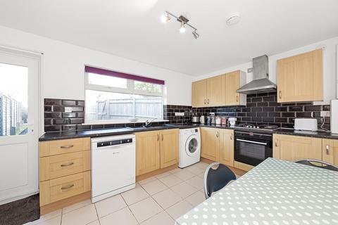 2 bedroom end of terrace house for sale, Jevington Way, London