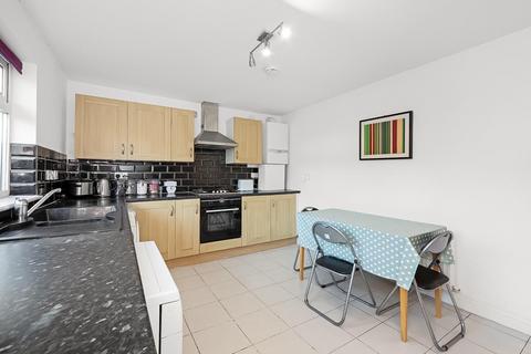 2 bedroom end of terrace house for sale, Jevington Way, London