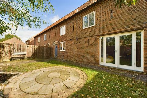 3 bedroom semi-detached house for sale, Churchside, North Lincolnshire DN19