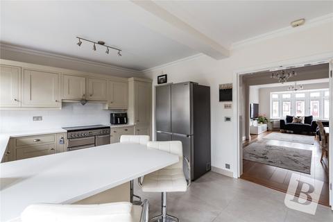 23 Warriner Avenue, Hornchurch, RM12 4LH