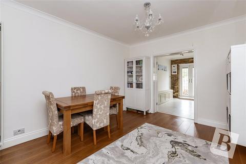 23 Warriner Avenue, Hornchurch, RM12 4LH