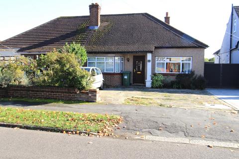 2 bedroom semi-detached bungalow for sale, Cranston Park Avenue, Upminster RM14