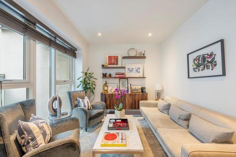 3 bedroom flat for sale, Warner Street, London, EC1R