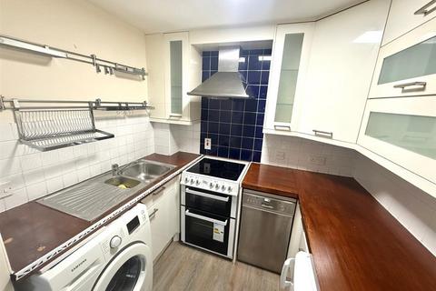 undefined, Gloucester Court, Denham Green