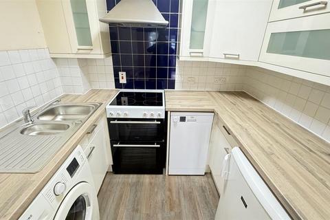 undefined, Gloucester Court, Denham Green