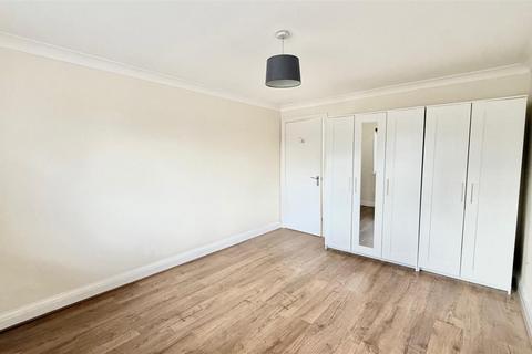 undefined, Gloucester Court, Denham Green