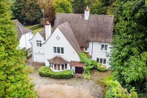 5 bedroom detached house for sale, Smitham Bottom Lane, Purley, CR8