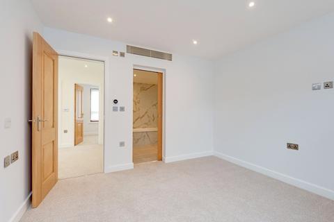 undefined, Bridge Way, Temple Fortune, NW11