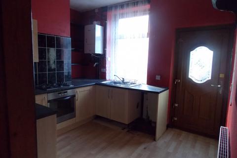 2 bedroom terraced house to rent, Wardman Street, Keighley, West Yorkshire, BD21