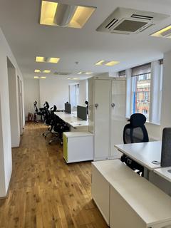 Office to rent, London W1W