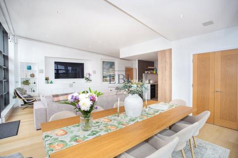 3 bedroom apartment for sale, Horsley Court, Montaigne Close, Westminster, SW1P