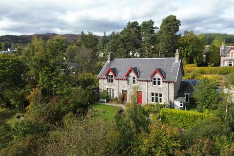 4 bedroom semi-detached house for sale, High Street, 117 High Street, Kingussie