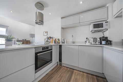 2 bedroom flat for sale, Maude Road, Camberwell SE5