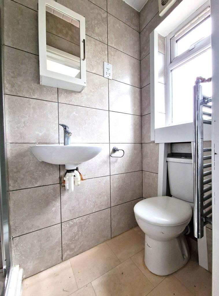 Ensuite bathroom