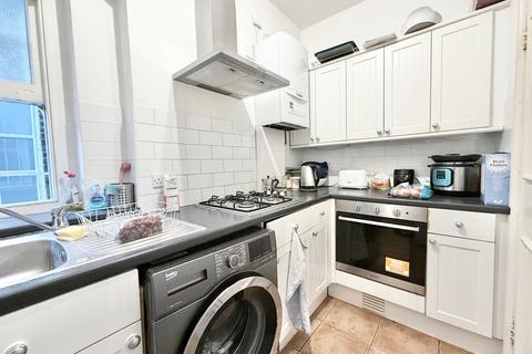 2 bedroom flat for sale, 115 Broadhurst Gardens, London NW6