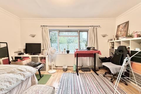 2 bedroom flat for sale, 115 Broadhurst Gardens, London NW6