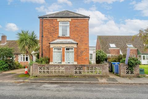 3 bedroom detached house for sale, London Road, Kessingland