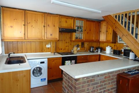 2 bedroom cottage for sale, High Street, Wingham CT3